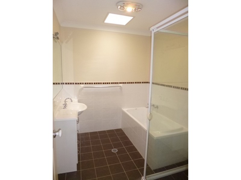 1 A/77 Girraween Road, Girraween NSW 2145