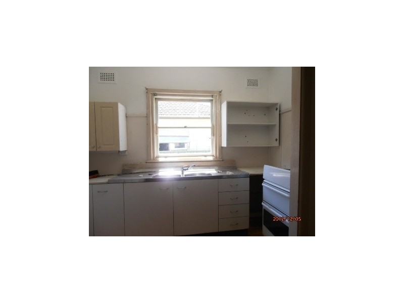 16 Drew Street, Westmead NSW 2145