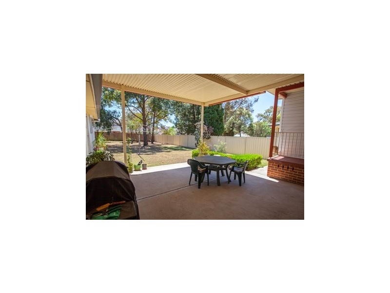 33 Amos Street, Westmead NSW 2145