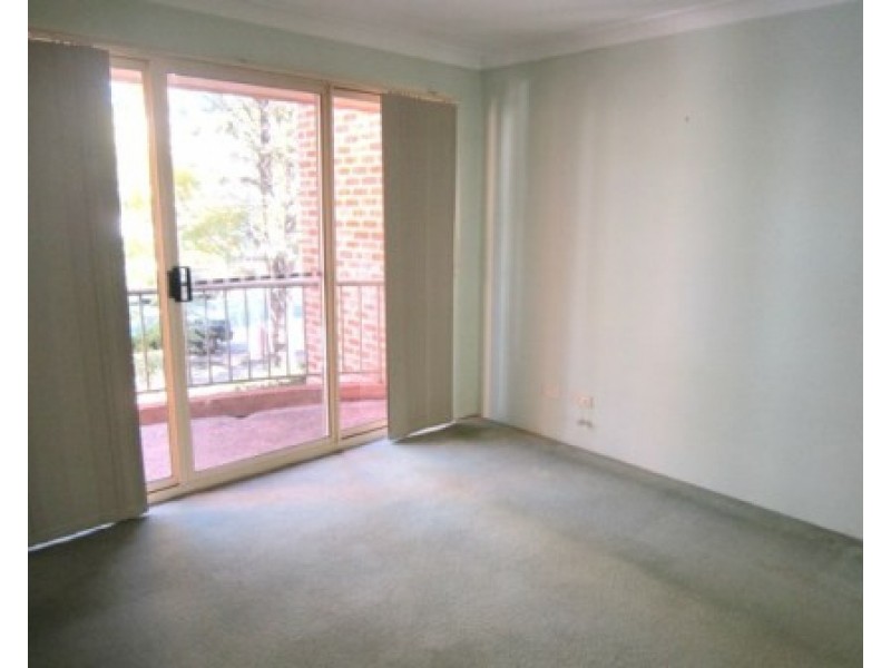 6/221 Dunmore Street, Wentworthville NSW 2145