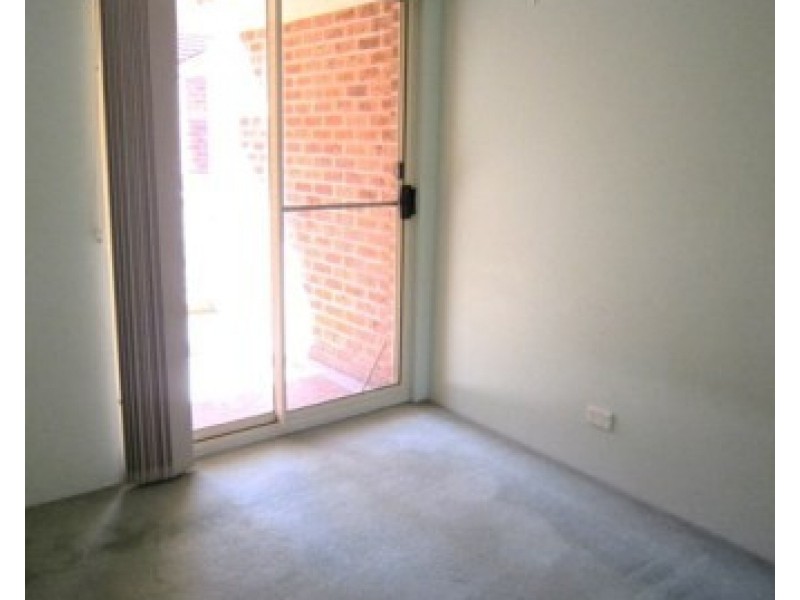 6/221 Dunmore Street, Wentworthville NSW 2145