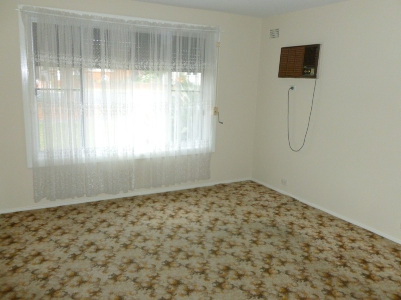 45 Targo Rd, Pendle Hill NSW 2145