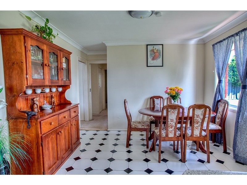 13 Lyle Street, Girraween NSW 2145