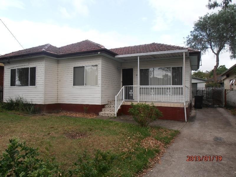 13 Bombala Street, Pendle Hill NSW 2145