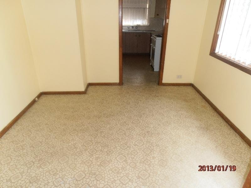 13 Bombala Street, Pendle Hill NSW 2145