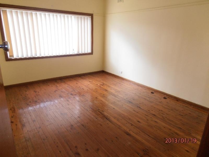 13 Bombala Street, Pendle Hill NSW 2145