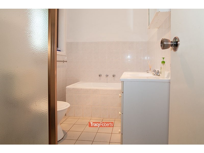 2/17a Short St, Wentworthville NSW 2145