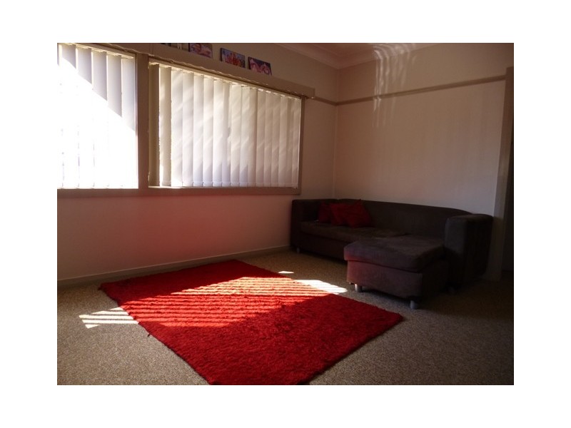 28 Fullagar Rd, Wentworthville NSW 2145