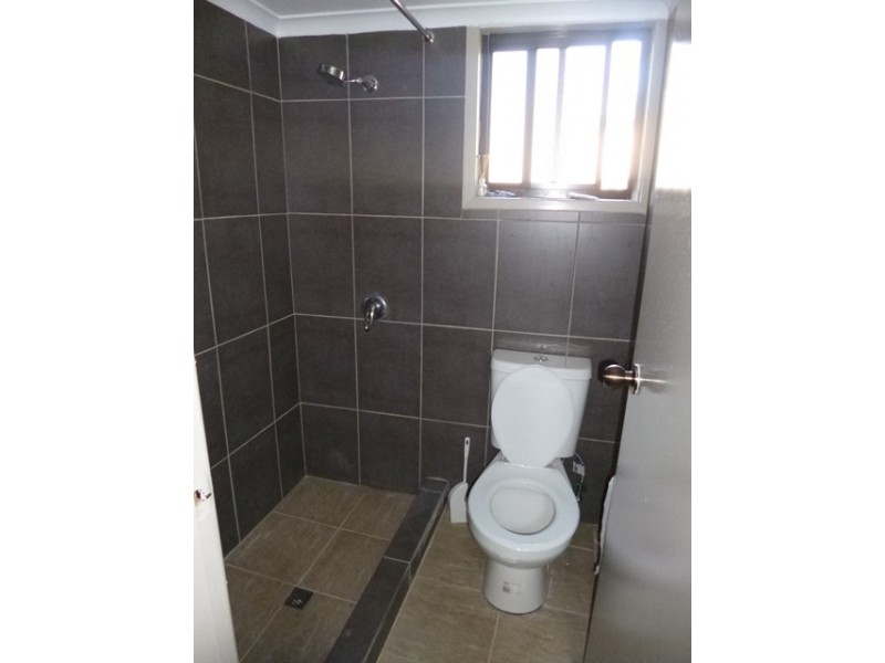 28 Fullagar Rd, Wentworthville NSW 2145