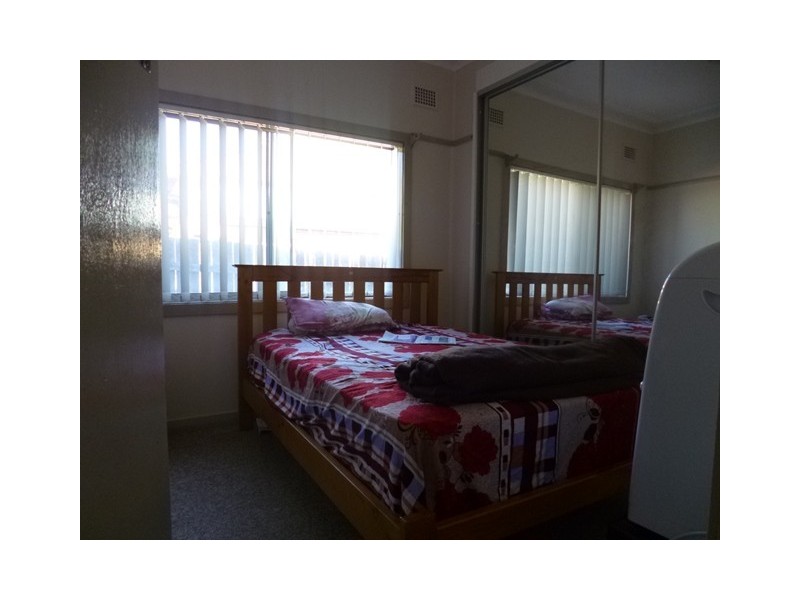 28 Fullagar Rd, Wentworthville NSW 2145