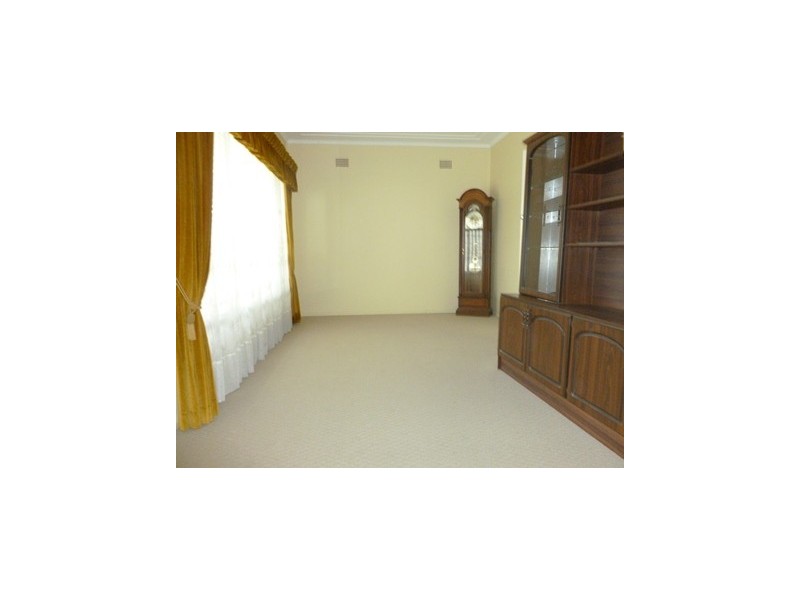 40 Mayfield St, Wentworthville NSW 2145