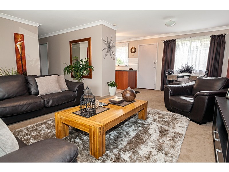 52a Frederick St, Pendle Hill NSW 2145