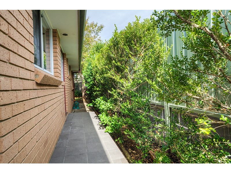 52a Frederick St, Pendle Hill NSW 2145