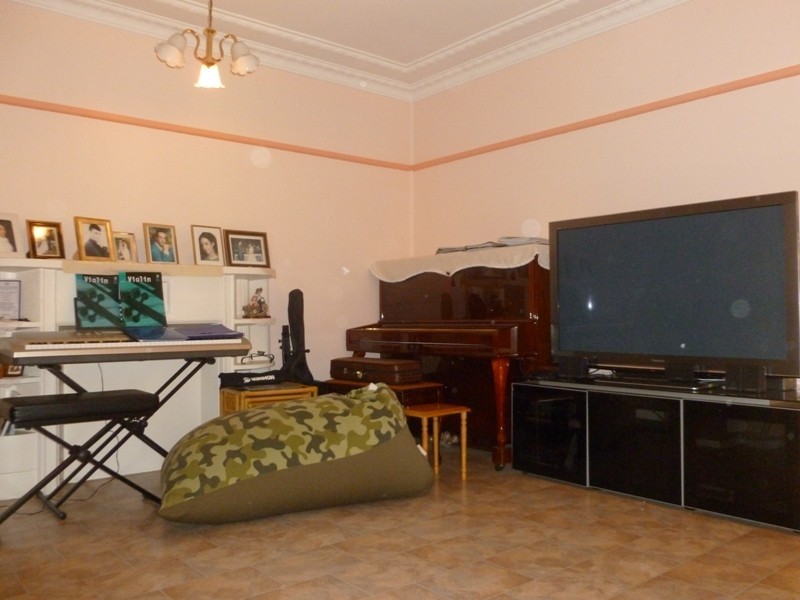 17 Carinya Rd, Girraween NSW 2145