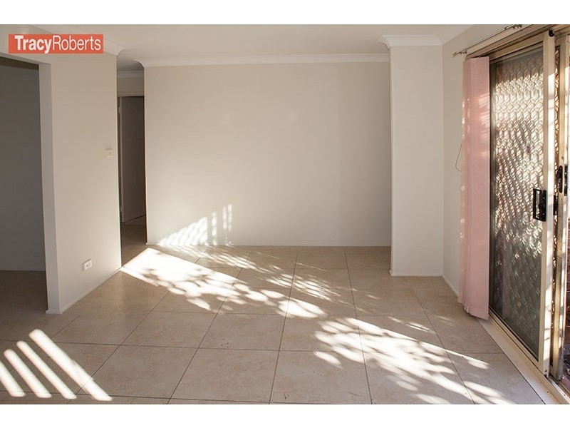 2 Valerie St, Pendle Hill NSW 2145