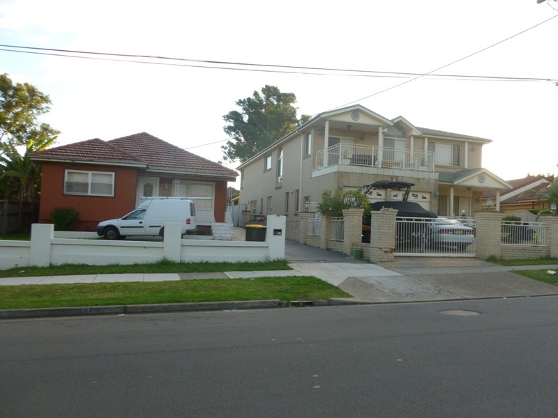 11-13 Chelmsford Rd, South Wentworthville NSW 2145