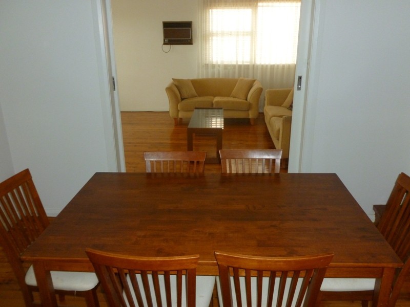 4 Willow St, Greystanes NSW 2145