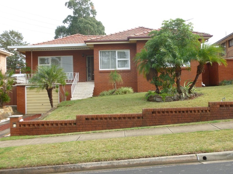 4 Willow St, Greystanes NSW 2145
