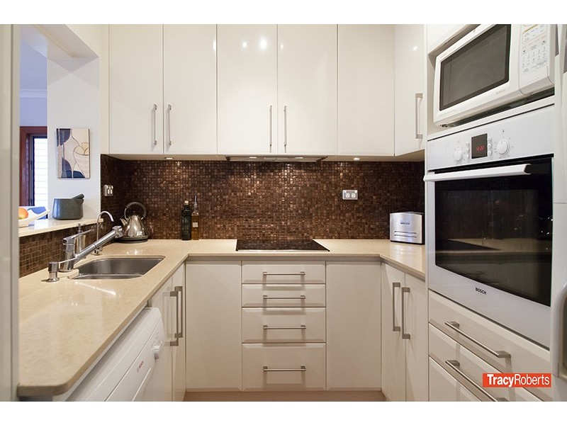 11 Toohey Ave, Westmead NSW 2145