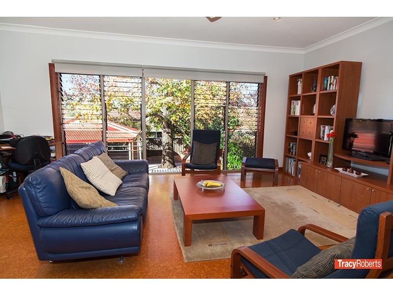 11 Toohey Ave, Westmead NSW 2145