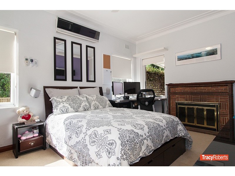 11 Toohey Ave, Westmead NSW 2145