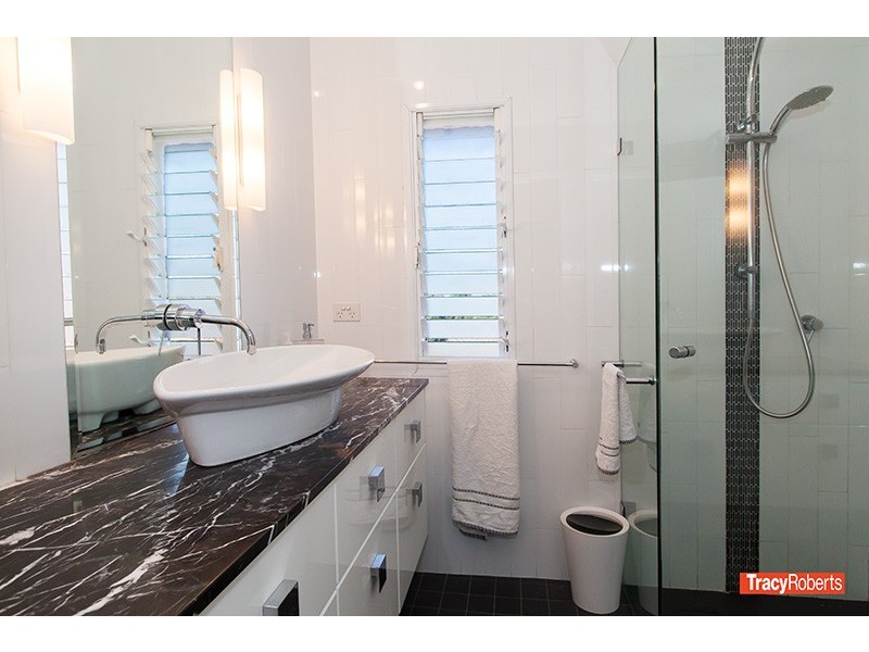 11 Toohey Ave, Westmead NSW 2145