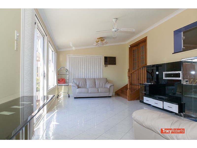 4 Bogan St, Greystanes NSW 2145