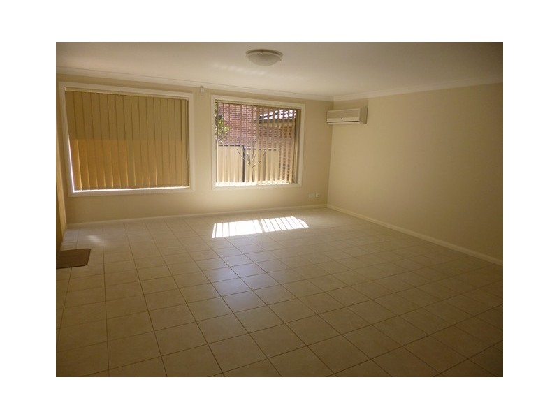 2/41-43 Hampden Road, South Wentworthville NSW 2145