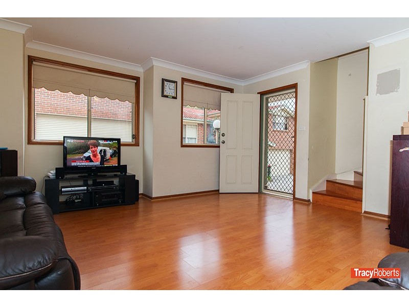 12/104-106 Metella Rd, Toongabbie NSW 2146