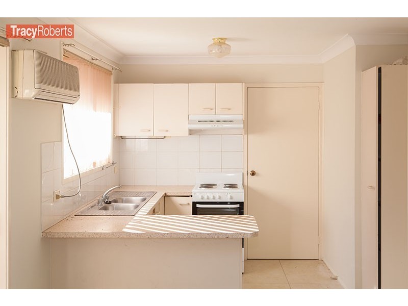 2 Valerie Street, Pendle Hill NSW 2145