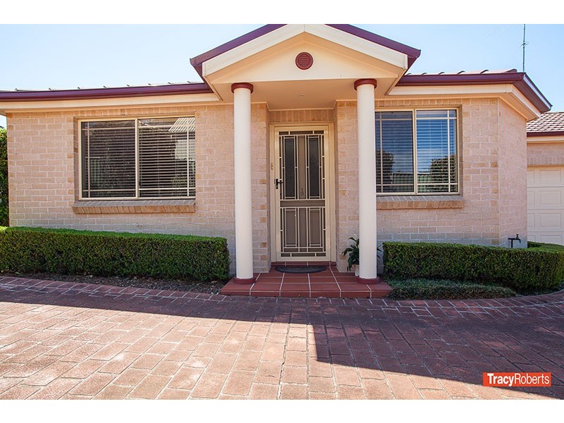 1B/77 Girraween Rd, Girraween NSW 2145