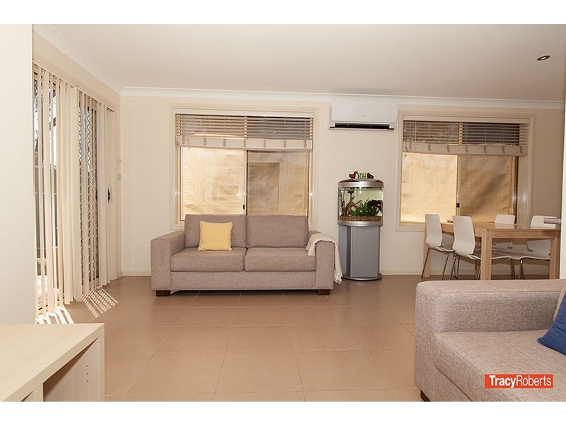 1B/77 Girraween Rd, Girraween NSW 2145