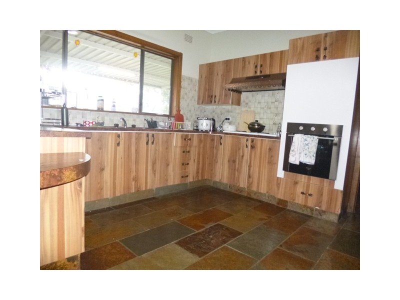 17 Thorne Avenue, Pendle Hill NSW 2145