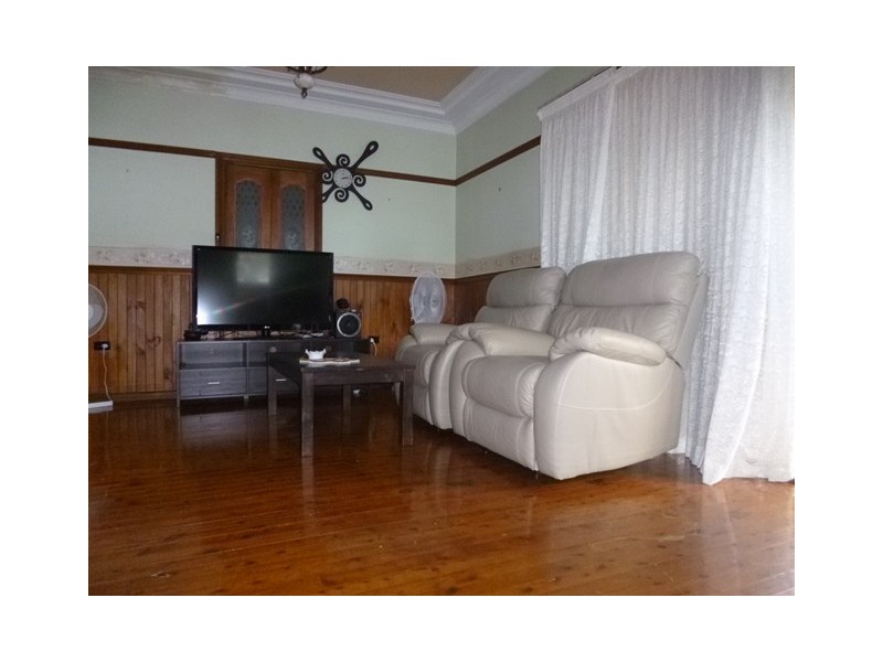 17 Thorne Avenue, Pendle Hill NSW 2145