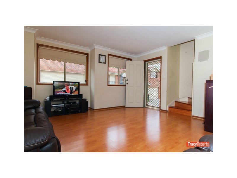 12/104-106 Metella Road, Toongabbie NSW 2146