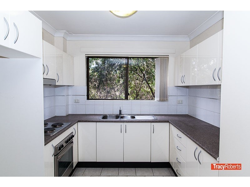 25/227-231 Targo Road, Girraween NSW 2145