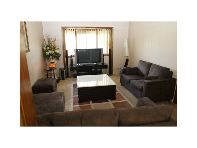 1/27 Emert Street, Wentworthville NSW 2145