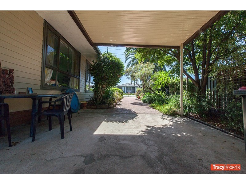 70 Bungaree Rd, Toongabbie NSW 2146