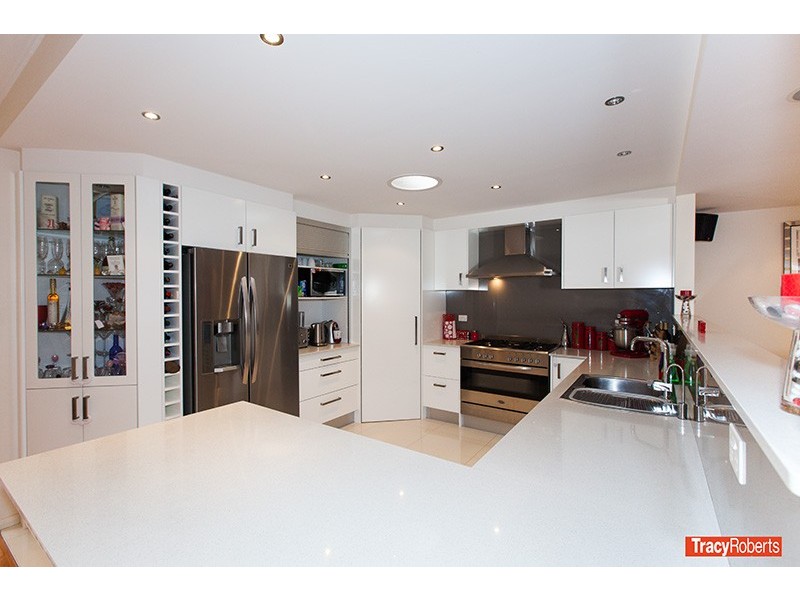 31 Favell St, Toongabbie NSW 2146