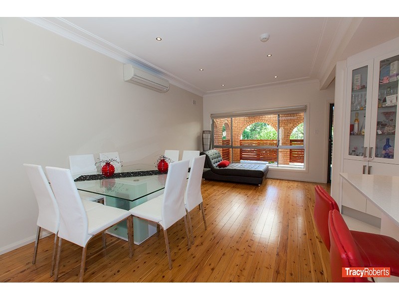 31 Favell St, Toongabbie NSW 2146