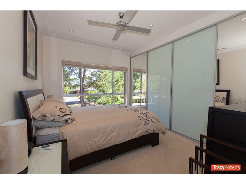 31 Favell St, Toongabbie NSW 2146
