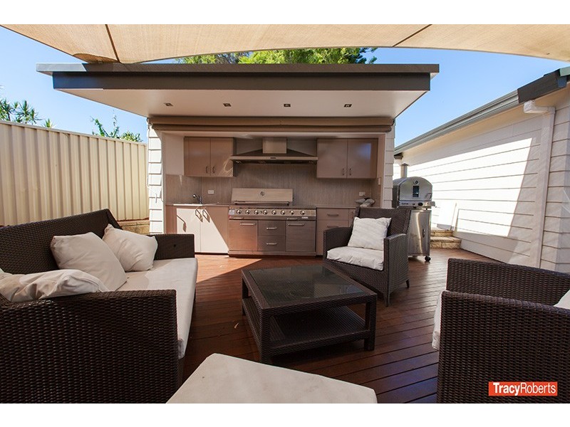 31 Favell St, Toongabbie NSW 2146