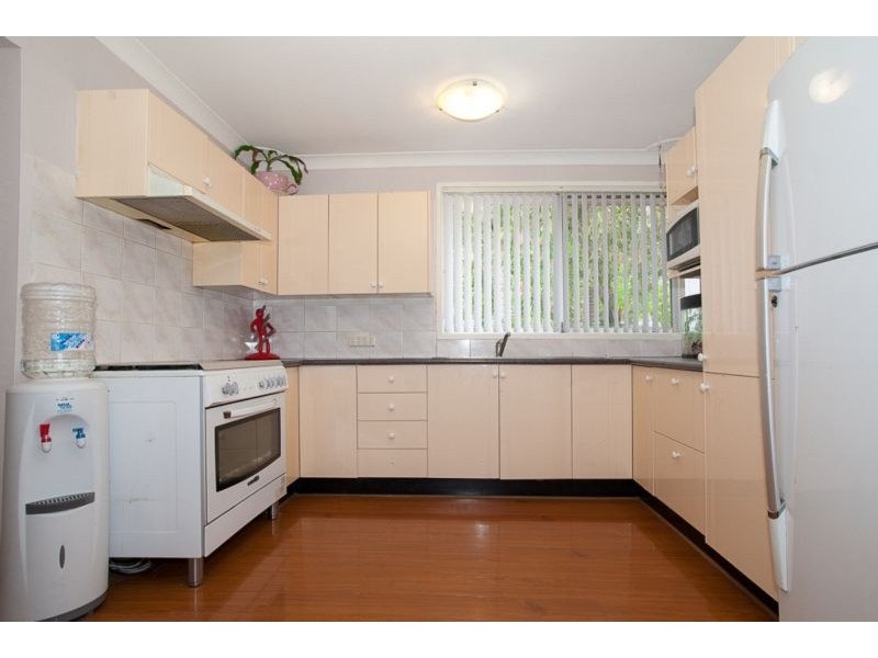 39 Kiama St, Greystanes NSW 2145