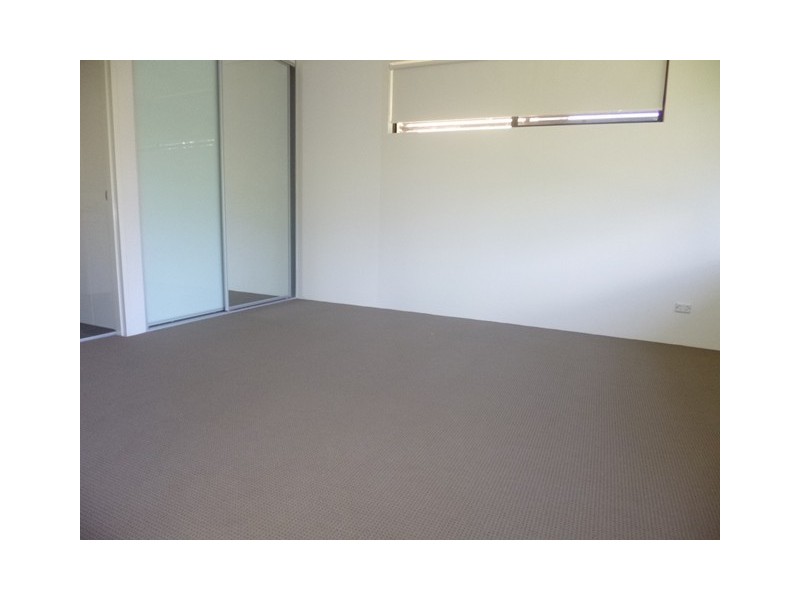 4/16 Caroline Street, Westmead NSW 2145