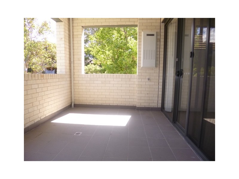 4/16 Caroline Street, Westmead NSW 2145