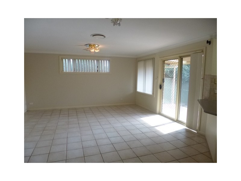 2a/77 Girraween Road, Girraween NSW 2145