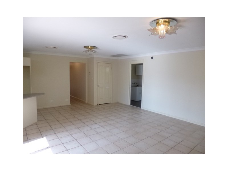 2a/77 Girraween Road, Girraween NSW 2145