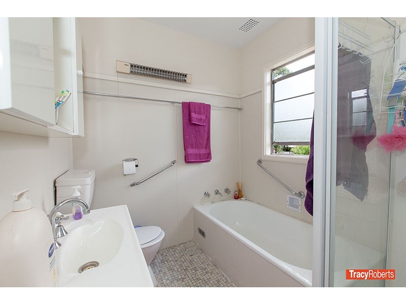 20 Ancona Ave, Toongabbie NSW 2146