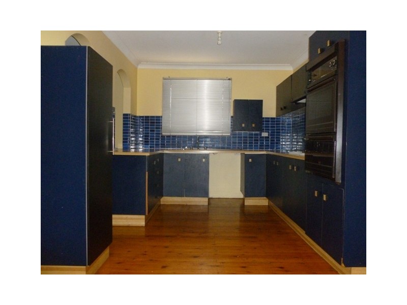 72 Vancouver Ave, Toongabbie NSW 2146