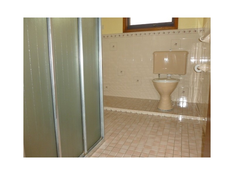 72 Vancouver Ave, Toongabbie NSW 2146